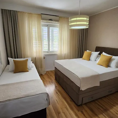 Apartments Ella Makarska Habitación foto