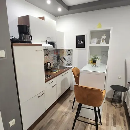 Apartments Ella Makarska Habitación foto
